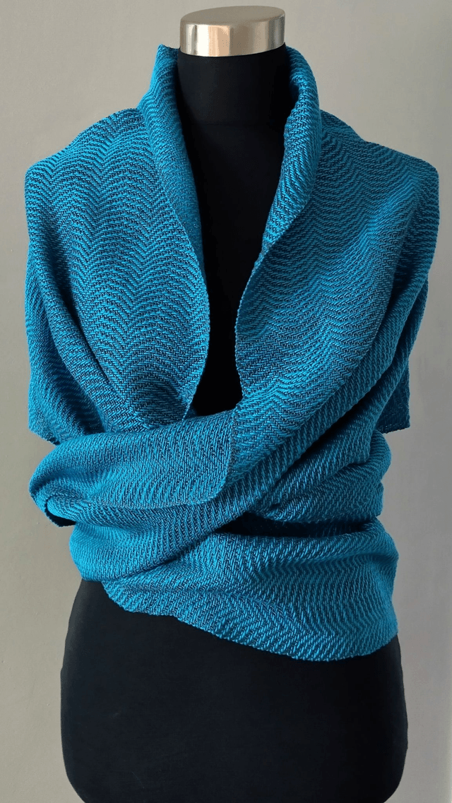 Liplatus- huivi /Ripple- scarf 