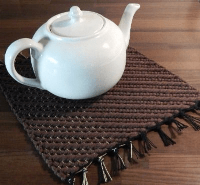 Pannunalunen / Trivet