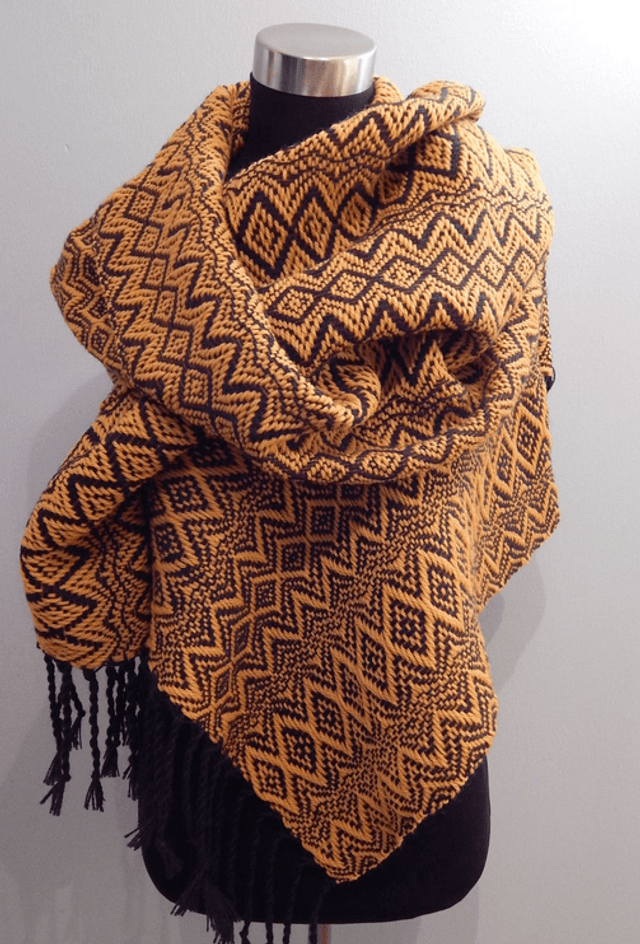 Syys- Shaali tilaustyönä / Autumn- Shawl, custom-order