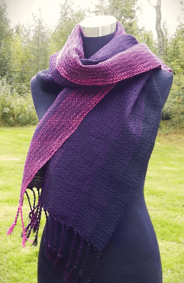 Amethyst Sky- huivi / Scarf